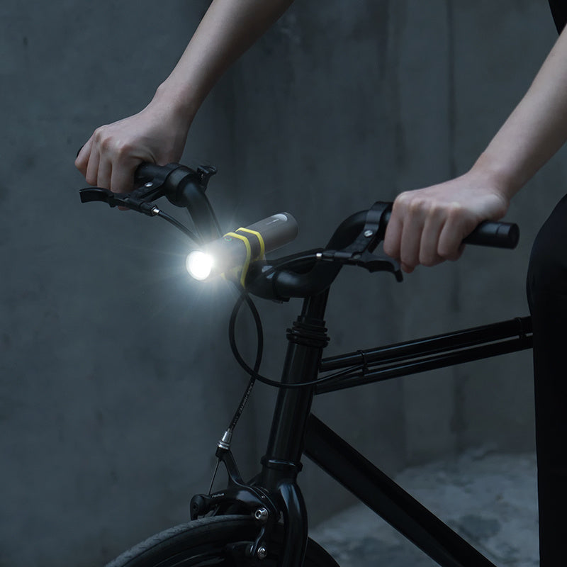 Outdoor Multi-function Flashlight