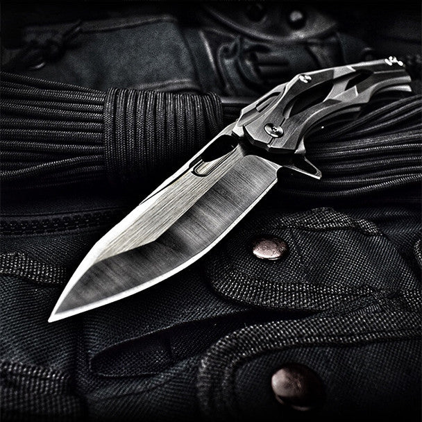 Hardness Outdoor Folding Knife