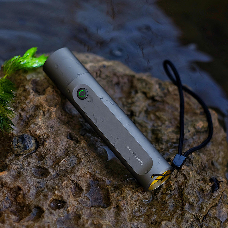 Outdoor Multi-function Flashlight