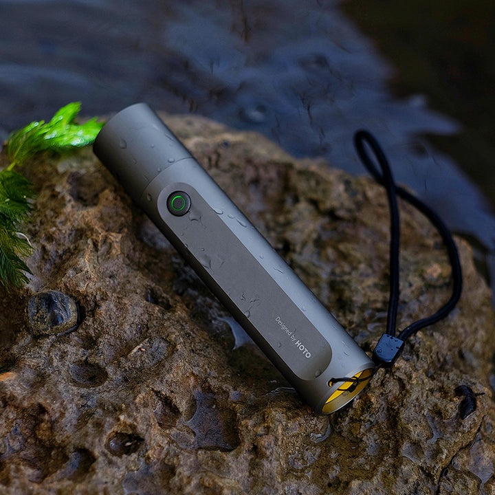 Outdoor Multi-function Flashlight